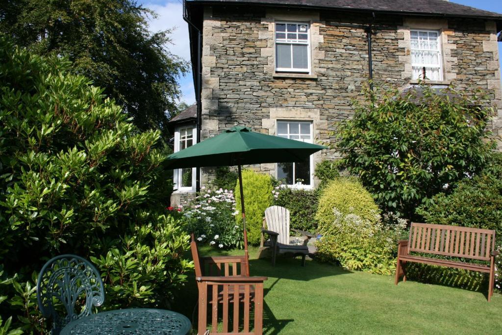 Ivythwaite Lodge Guest House Windermere Esterno foto